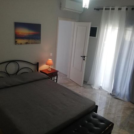 Anestis Studios Agios Georgios  Pokoj fotografie